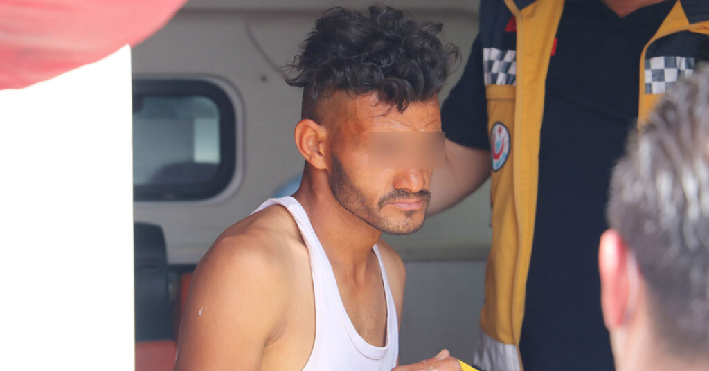 Şanlıurfa’da İntihar! 15 Metrelik Direğe Çıktı 3 Şanlıurfa İntihar Girişimi