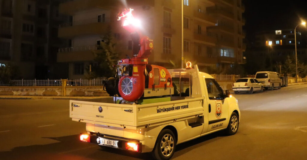 Şanlıurfa'da İlaçlama Çalışması Erkene Alındı 1 Şanlıurfa İlaçlama