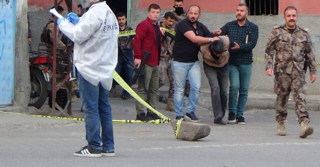 Silahlı Kavga Hastane Acilinde Devam Etti! 2 Ölü, 7 Yaralı 1 Silahlı kavga