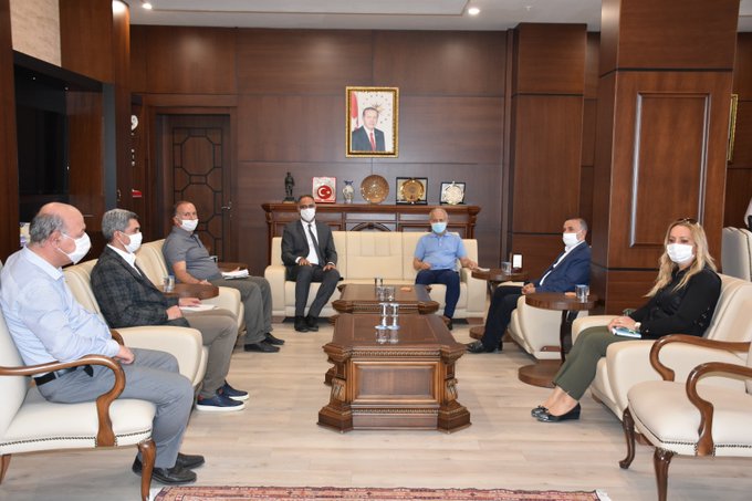 Kuş Ve Rektör Çelik Önemli Protokol İmzaladı 1 harran universitesi