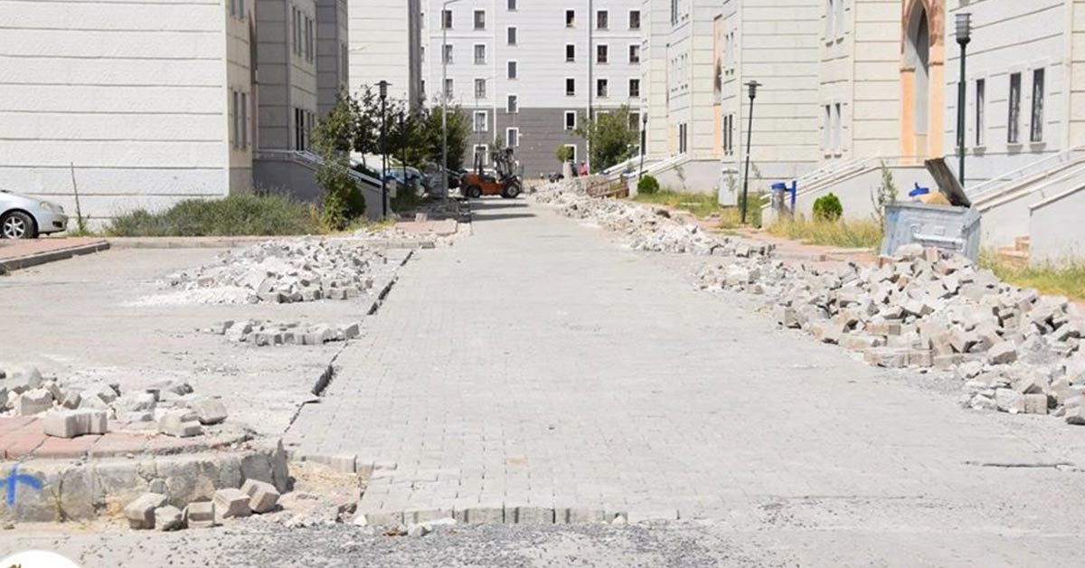 Viranşehir'de Deforme Olmuş Yollar Onarılıyor 1 Viranşehir