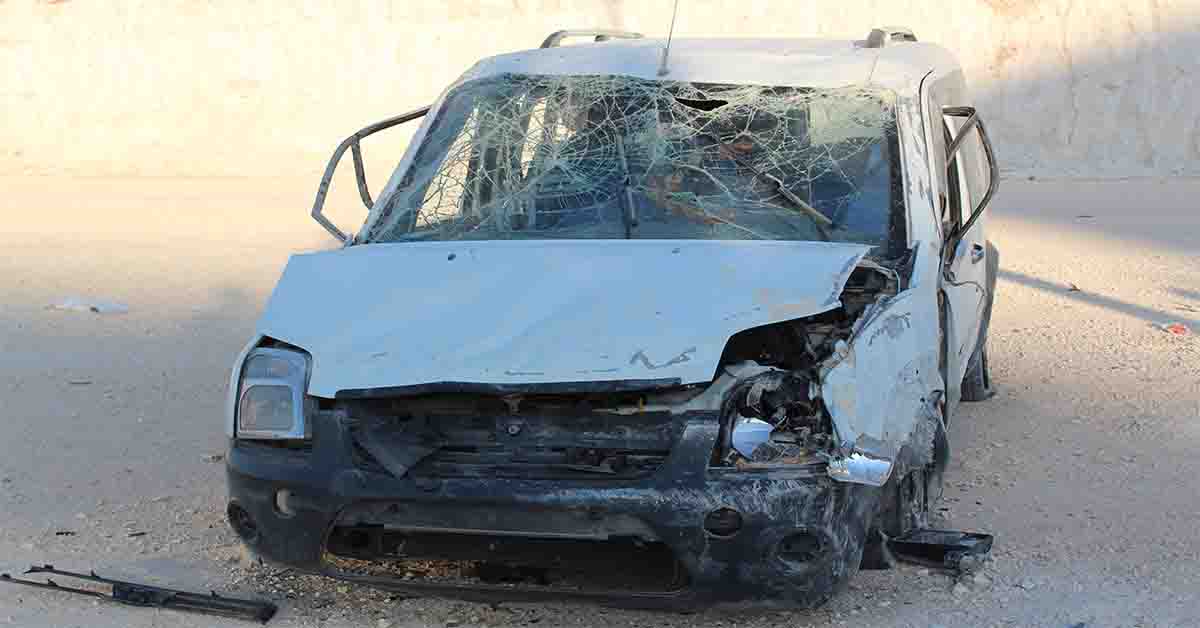 Defalarca takla atan araçtan sağ çıktılar 1 AW108805 01