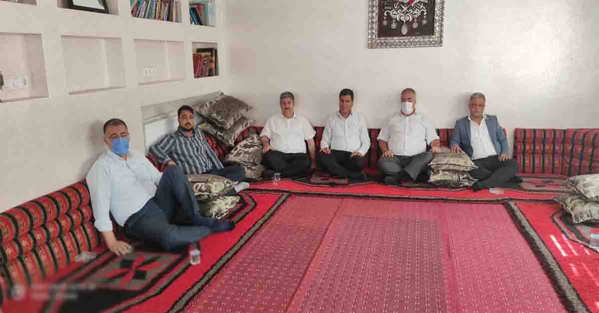 Başkan Ayhan, Başkan Özyavuz’u Ziyaret Etti 1 Başkan Ayhan Balkan Özyavuz u Ziyaret Etti