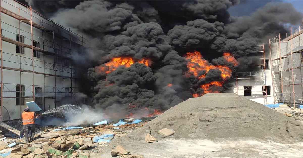anlıurfa da İnşaata çıkan yangın korkuttu