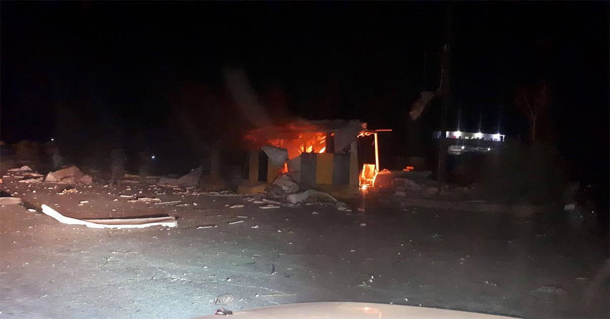 El Bab'ta bomba yüklü araç patladı:2 ölü 3 yaralı 1 bomba yüklü araç patladı