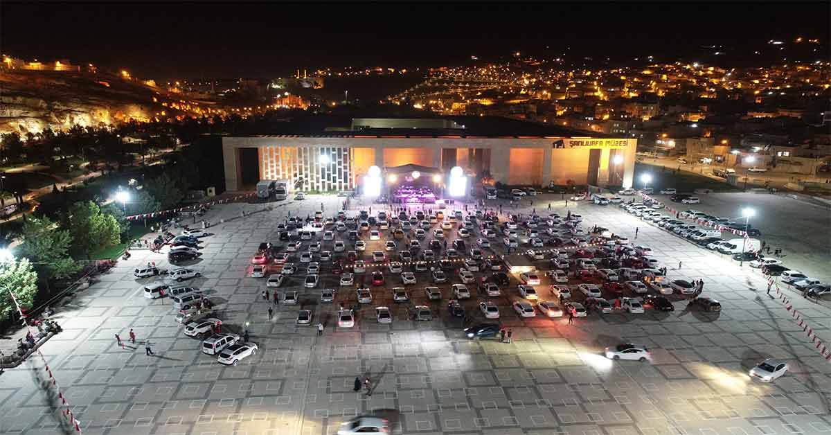 Şanlıurfa da açık hava konseri