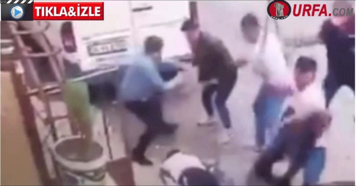 Komşular arasında kavga; yaralılar var. 1 sopalı kavga