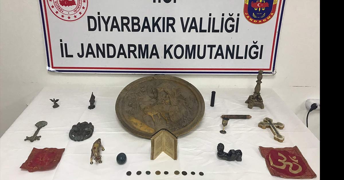Urfa'da Tarihi Eser'lere para İsterken Yakalandılar 1 Tarihi Eser Şanlıurfa
