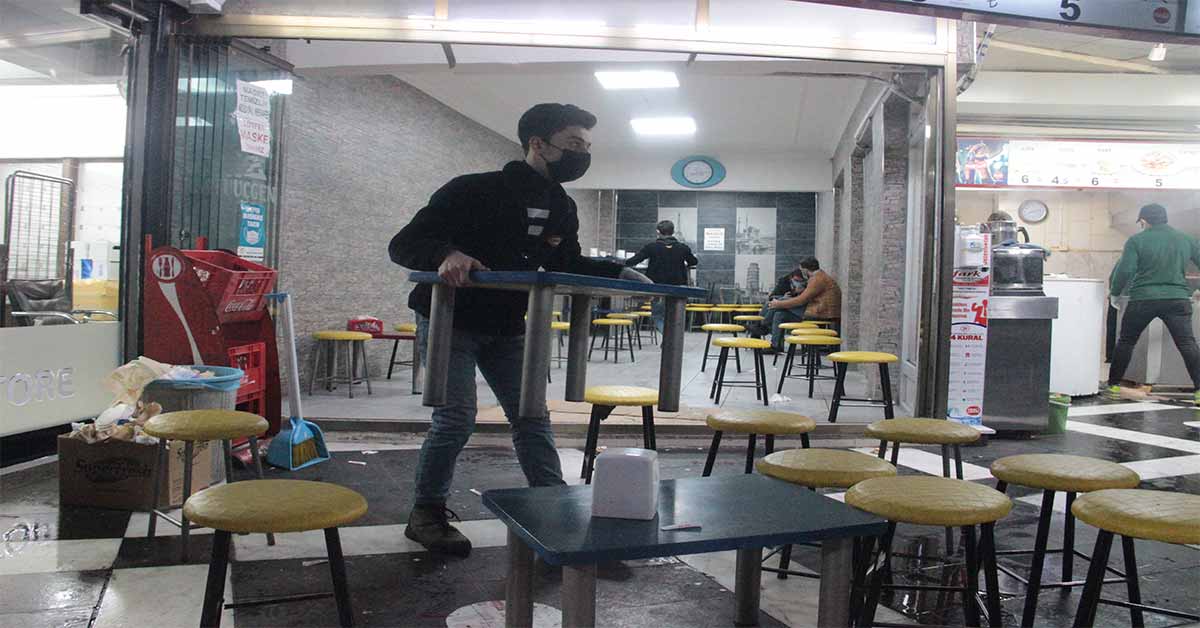 Urfa'da bazı iş yerine uygulanan kısıtlama başladı 2 Urfa'da bazı iş yerine uygulanan kısıtlama başladı
