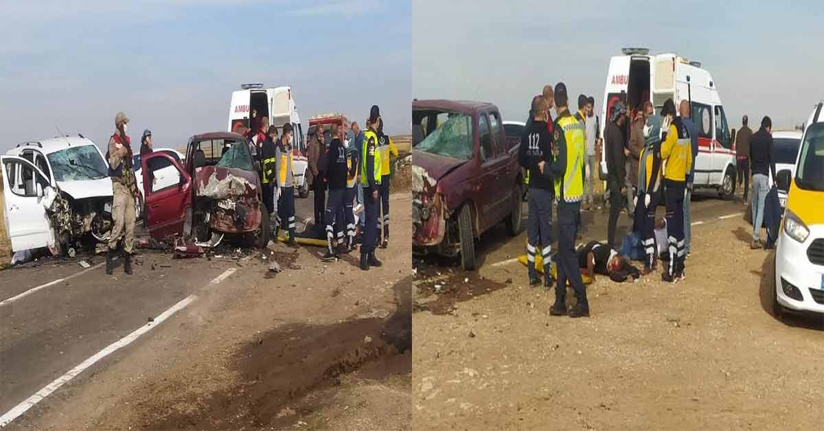 Urfa'da İki otomobil kafa kafaya çarpıştı: 10 yaralı