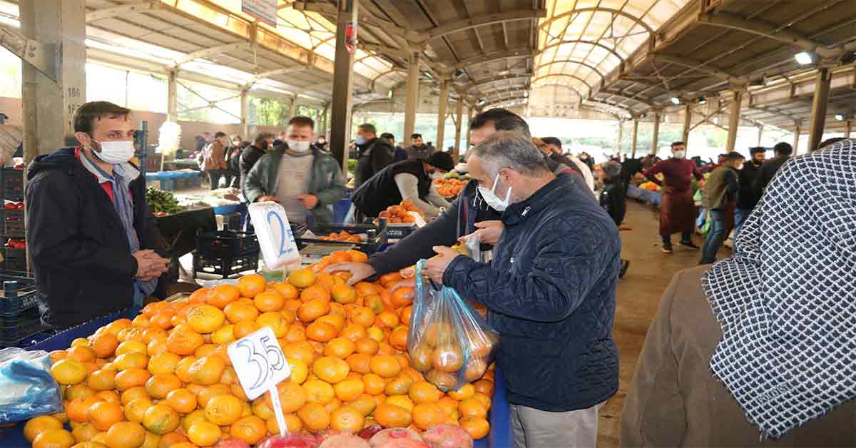 Urfa'da Soğuyan havalar meyveye ilgiyi arttırdı