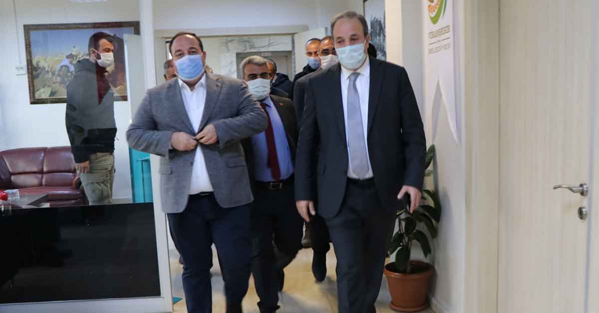 Milletvekili Özcan'dan Başkan Ekinciye Ziyaret 1 Vekil Özcan