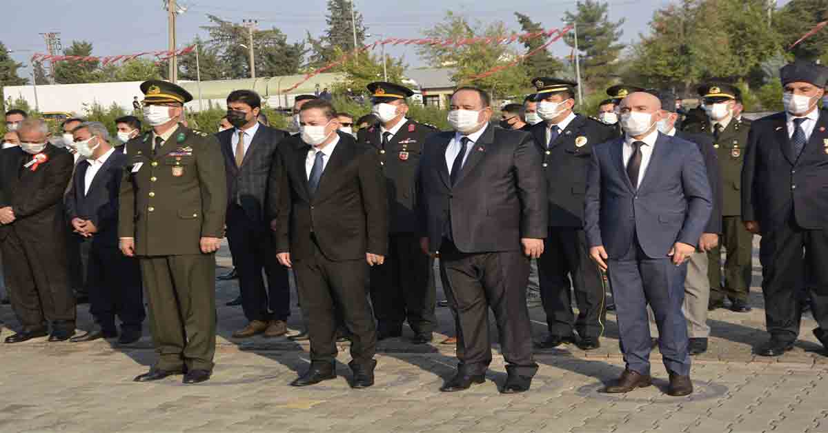 Viranşehir'de Atatürk'ü Anma Töreni Düzenlendi