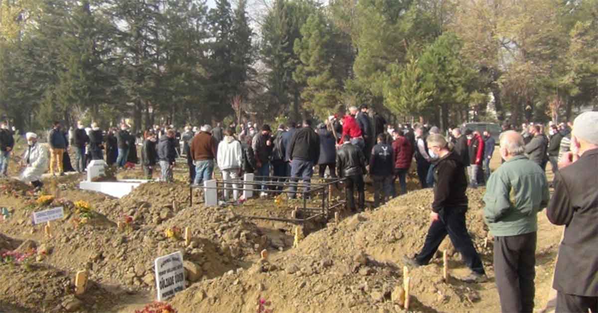 Aynı aileden 4 kişi korona virüsten öldü