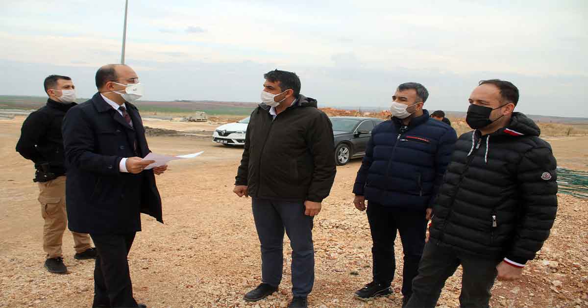 Kaymakam Duman, Birecik OSB’de İncelemelerde Bulundu 1 Kaymakam Duman, Birecik OSB’de İncelemelerde Bulundu