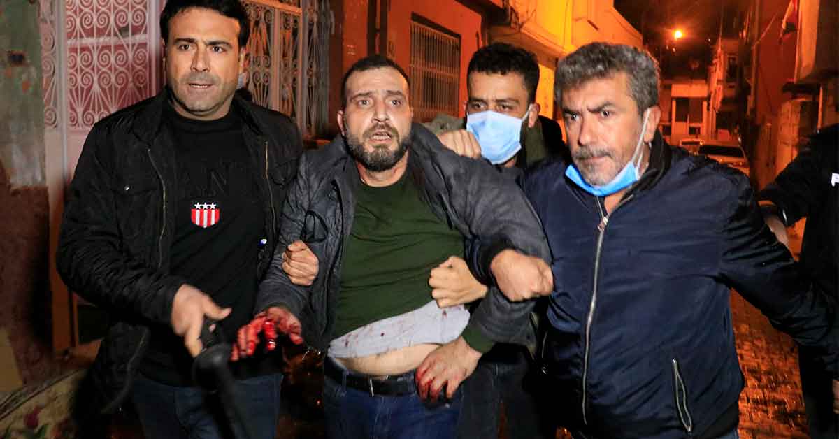 Anne Babasını Rehin Alıp Evi Yaktı 1 Rehin