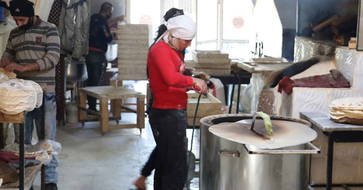 Urfa'da Fırın Ekmeğine Alternatif Suriye Ekmeği 3 Suriye Ekmeği