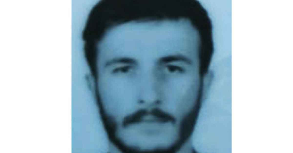 Arabanın İçin Kafasından Vurulmuş Halde Bulundu 2 Başından Vurulmuş Halde Bulundu