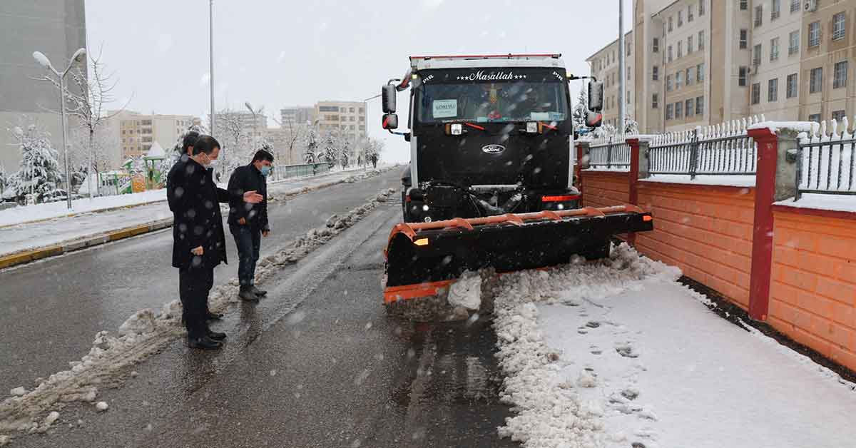 Karaköprü'de Karlı Yollara Anında Müdahale 5 Karaköprü Belediyesi