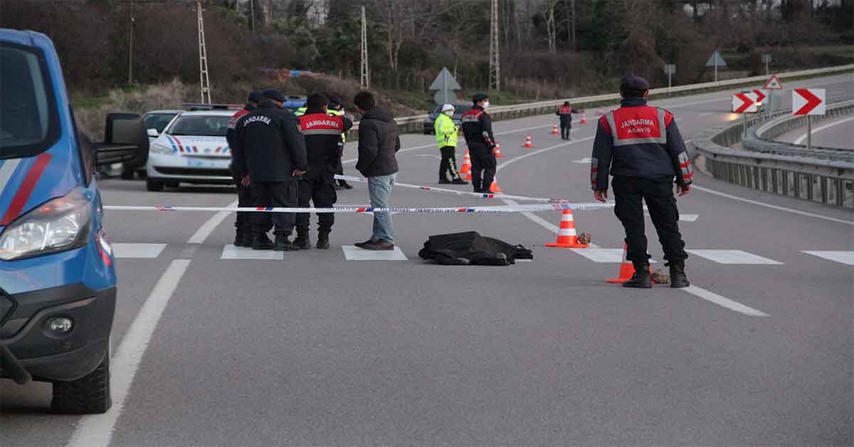 Otomobil yayaya çarptı: 1 ölü