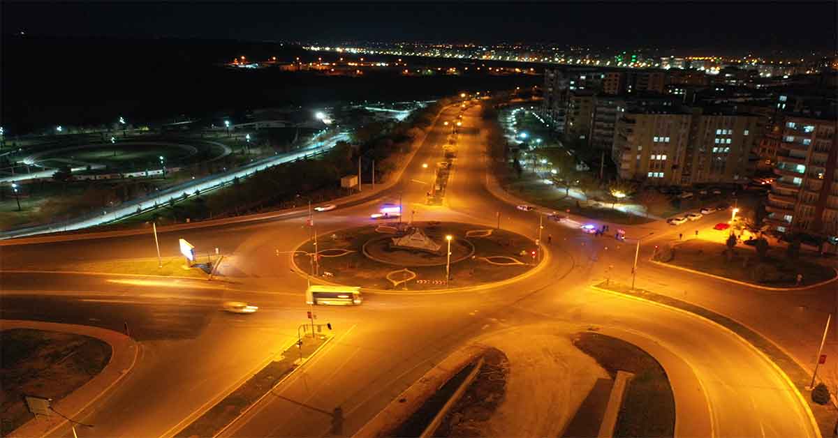 Şanlıurfa’da yeni yıl sessizliği havadan görüntülendi 4 Şanlıurfa’da yeni yıl sessizliği havadan görüntülendi