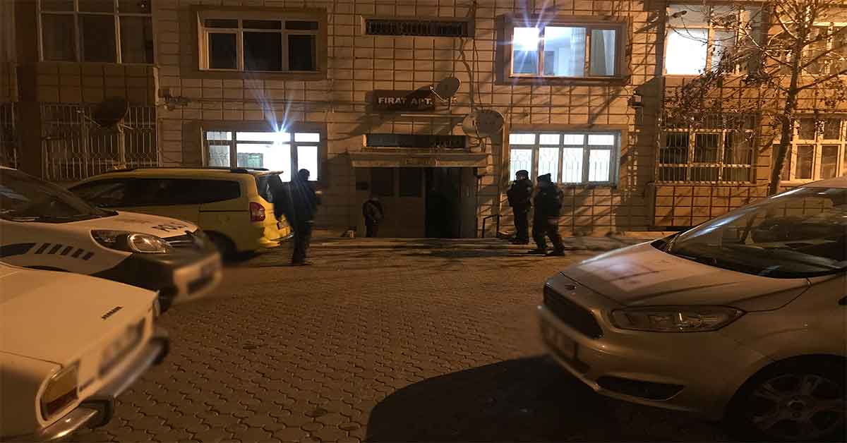 Yalnız yaşayan adam evinde ölü bulundu