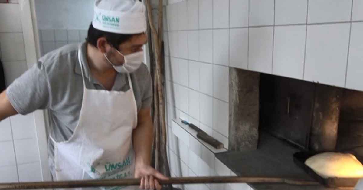 Üç dil biliyor, fırında çıraklık yapıyor 1 Üç dil biliyor, fırında çıraklık yapıyor