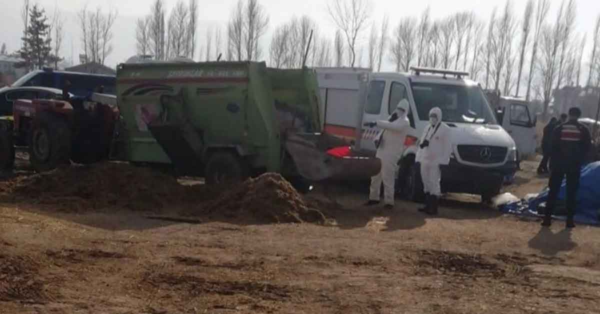 Yem karma makinesine düşen genç feci şekilde can verdi