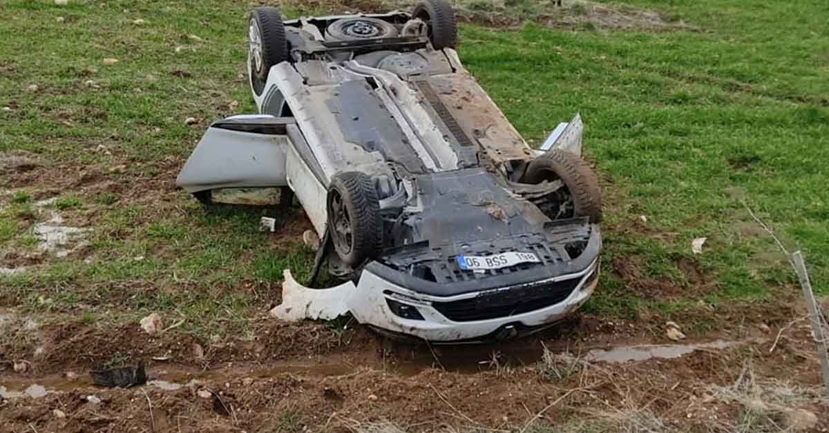 Otomobil takla attı: 3 Yaralı