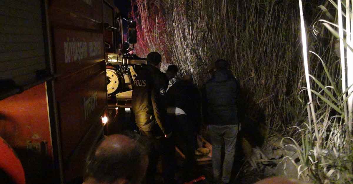 Taziyeye giden akrabaların arabaları çarpıştı: 6 ölü 3 Taziye Kaza