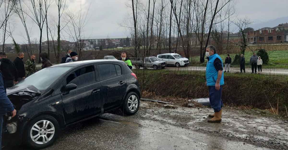 Trafik kazası: 2'si çocuk 6 yaralı