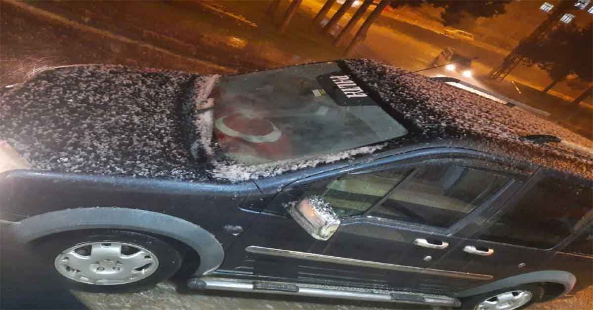 urfa-antep otoyolunda dolu yağışı'nda zor anlar yaşandı