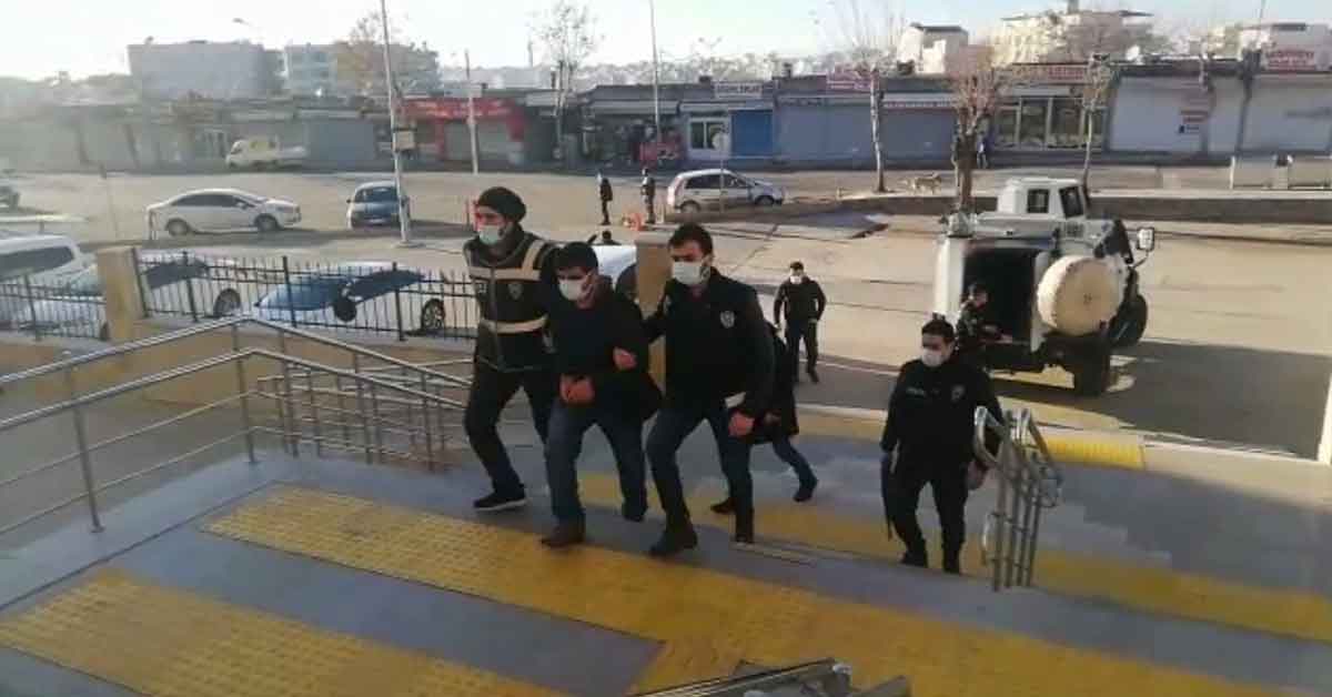 Urfa'da 11 yıl sonra yakalanan katil zanlısına 65 yıl hapis 1 Urfa'da yakalanan katil zanlısına 65 yıl hapis