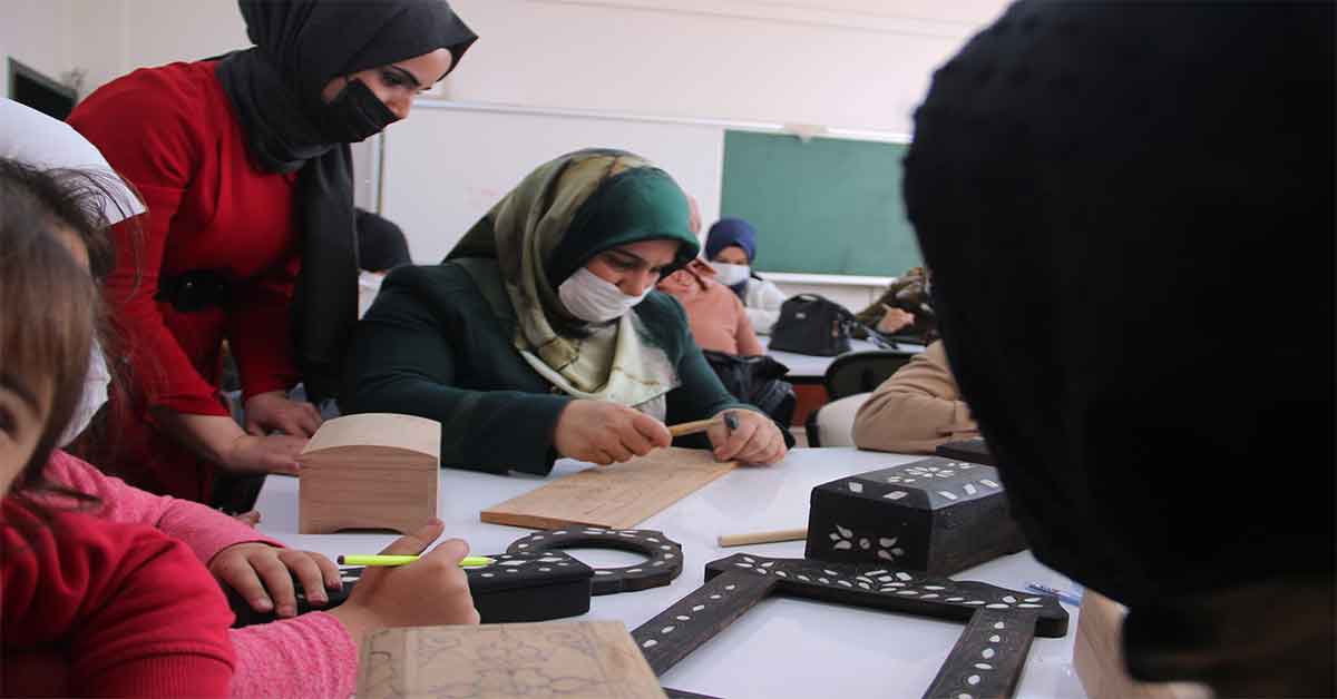 Şanlıurfalı kadınlar Osmanlıdan kalma sanatı yaşatıyor