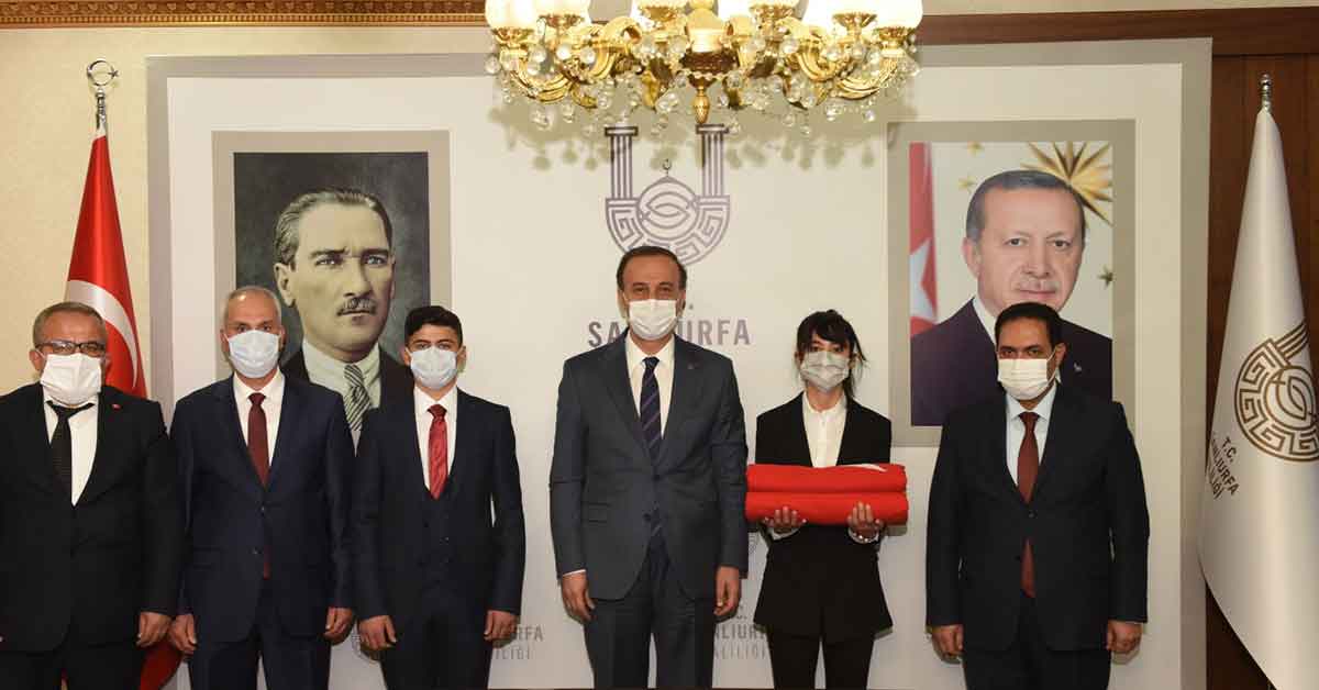 81 Genç 81 Bayrak Devir Teslimi Şanlıurfa’da Gerçekleşti