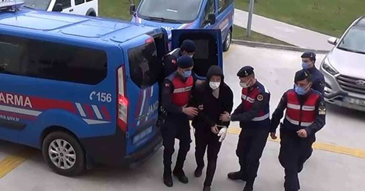Benzin döküp karısını yaktı 3 Benzin döküp karısını yaktı