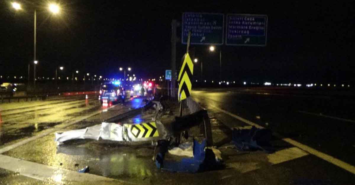 Hurdaya dönen araçtan burnu bile kanamadan çıktı! 2 pert arac 1