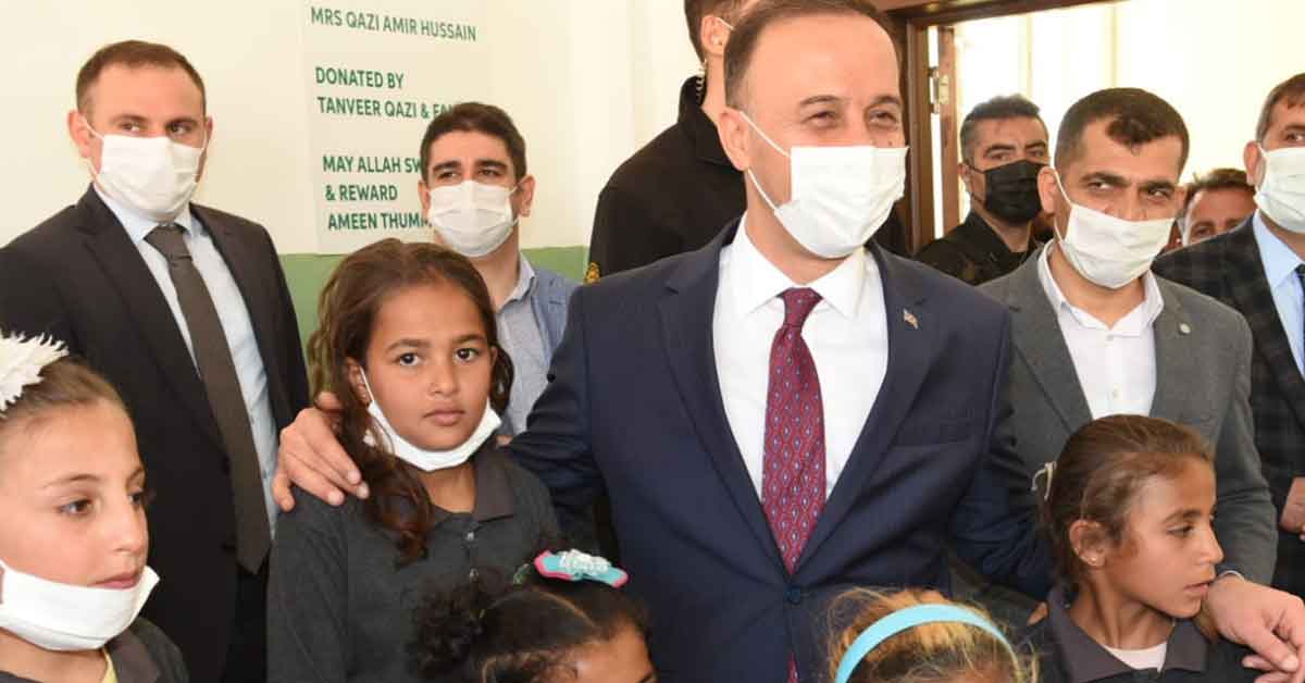 Suriye'de İki Okul Hayırseverlerin Desteğiyle Onarıldı