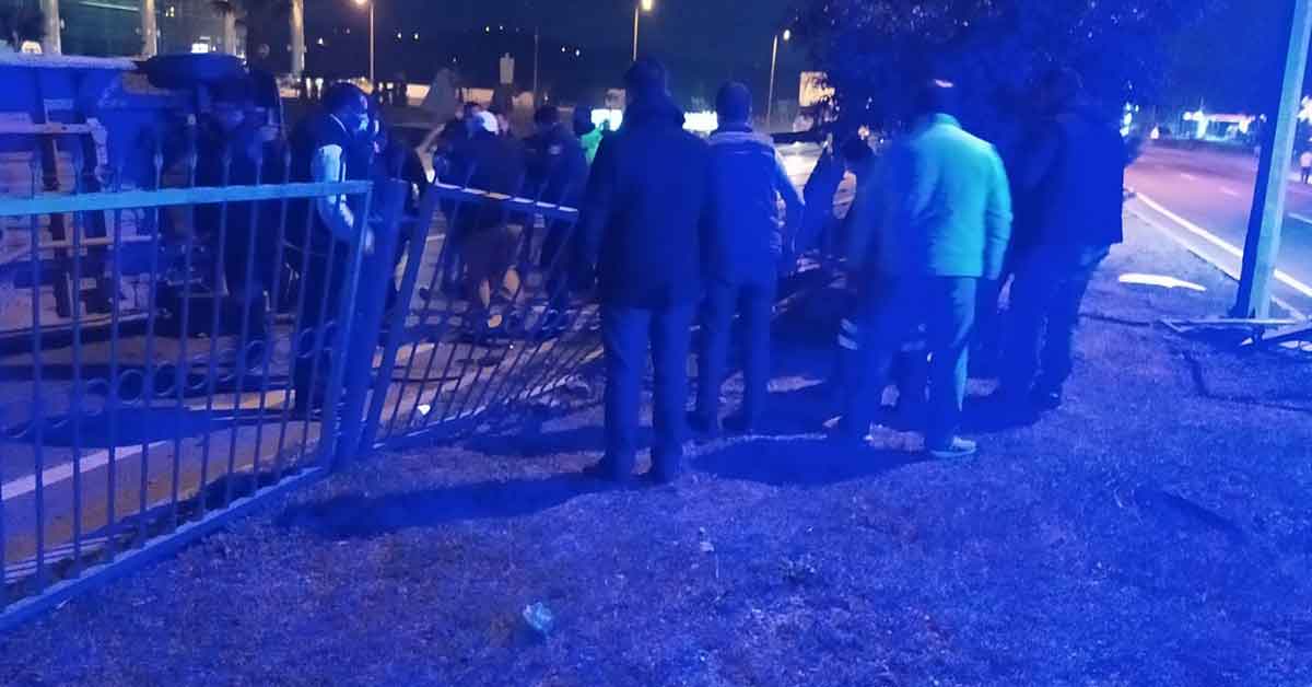 Trafik kazası; 1'i ağır 2 yaralı 2 Trafik kazası; 1'i ağır 2 yaralı