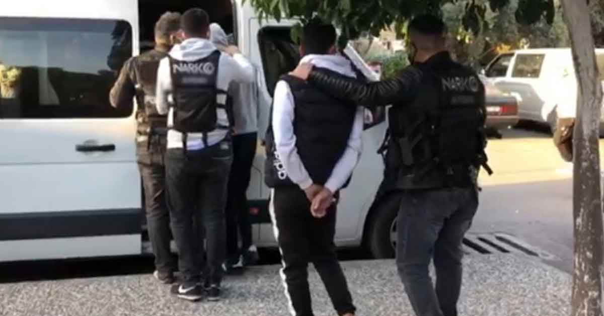 Uyuşturucu partisine polis baskını