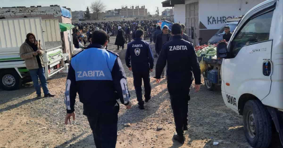 Viranşehir zabıtası Seyyar satıcı ve esnafı denetledi 1 Viranşehir zabıtası Seyyar satıcı ve esnafı denetledi