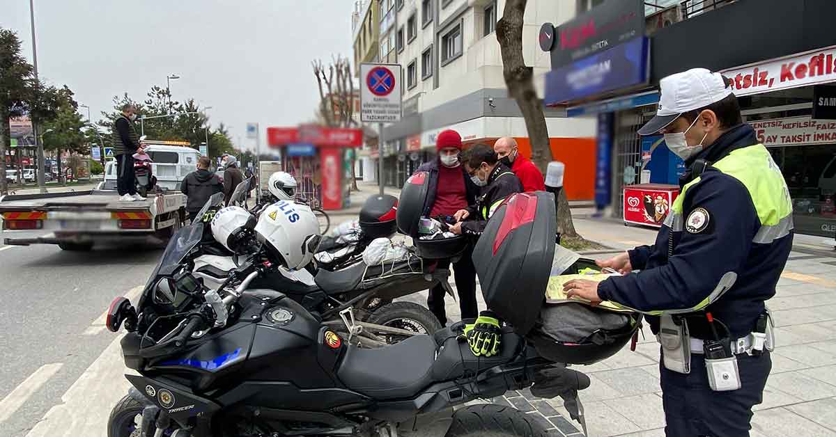 Motosikleti ile izinsiz sokağa çıktı, 5 ayrı ceza yedi 2 Motosikleti ile izinsiz sokağa çıktı, 5 ayrı ceza yedi