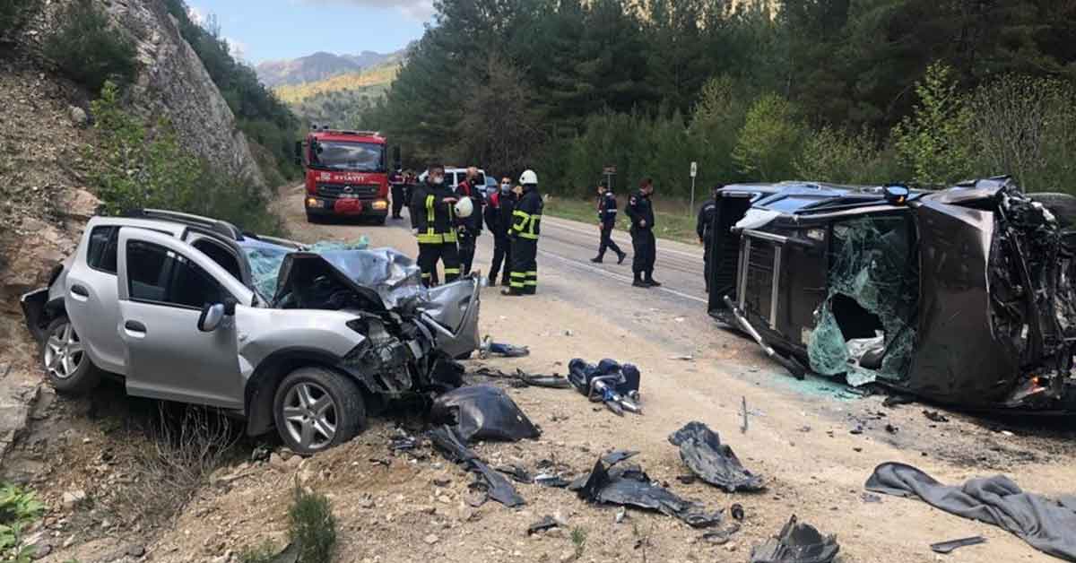 Feci kaza: 3 ölü, 3 yaralı