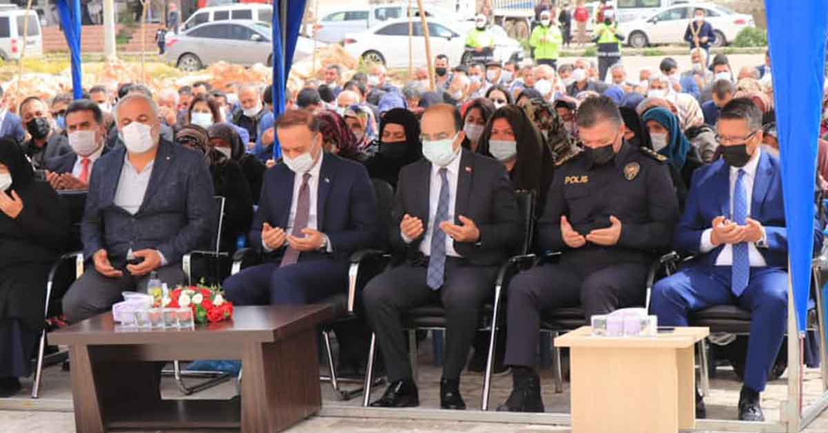 Halfeti’de şehit ailesinden duygulandıran konuşma