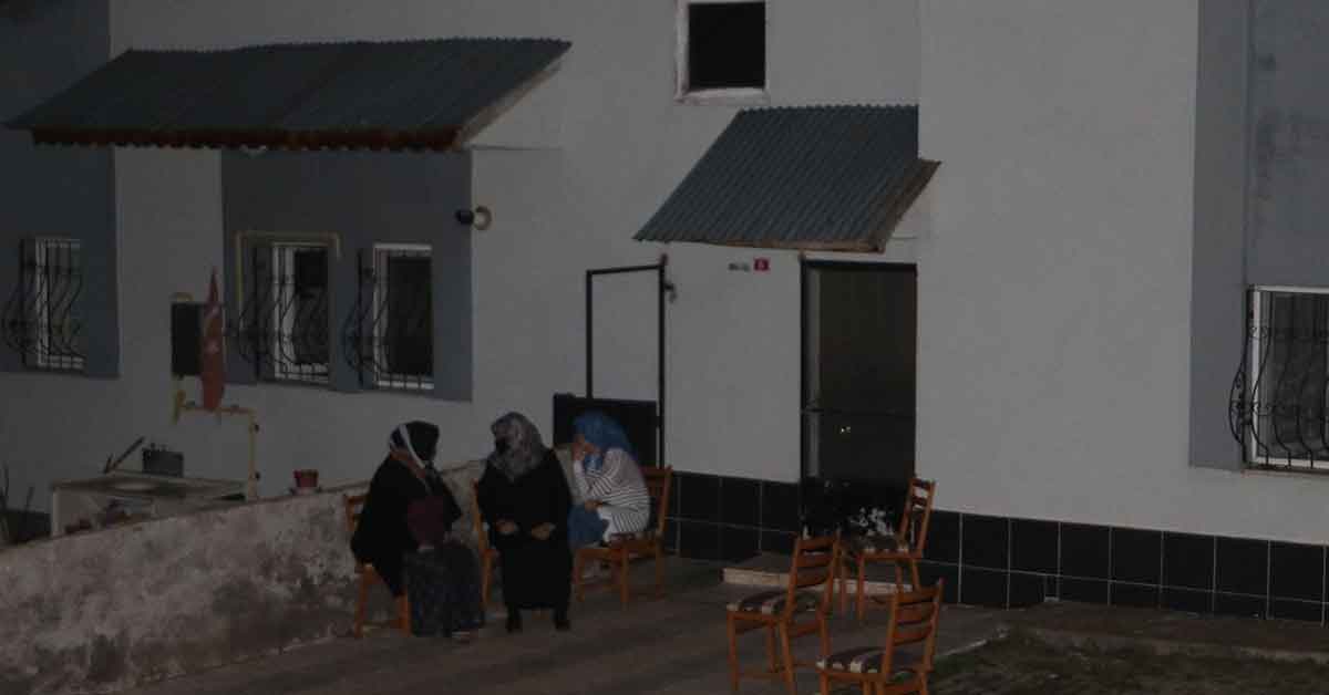 İftarda yemek kavgası kanlı bitti 1 İftarda yemek kavgası kanlı bitti, 8 çocuğunun annesini bıçaklayarak öldürdü