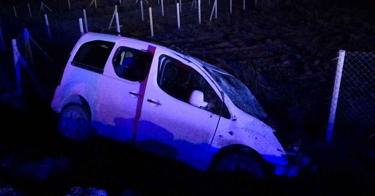 İki araç kafa kafaya çarpıştı: 2 ölü, 5 yaralı