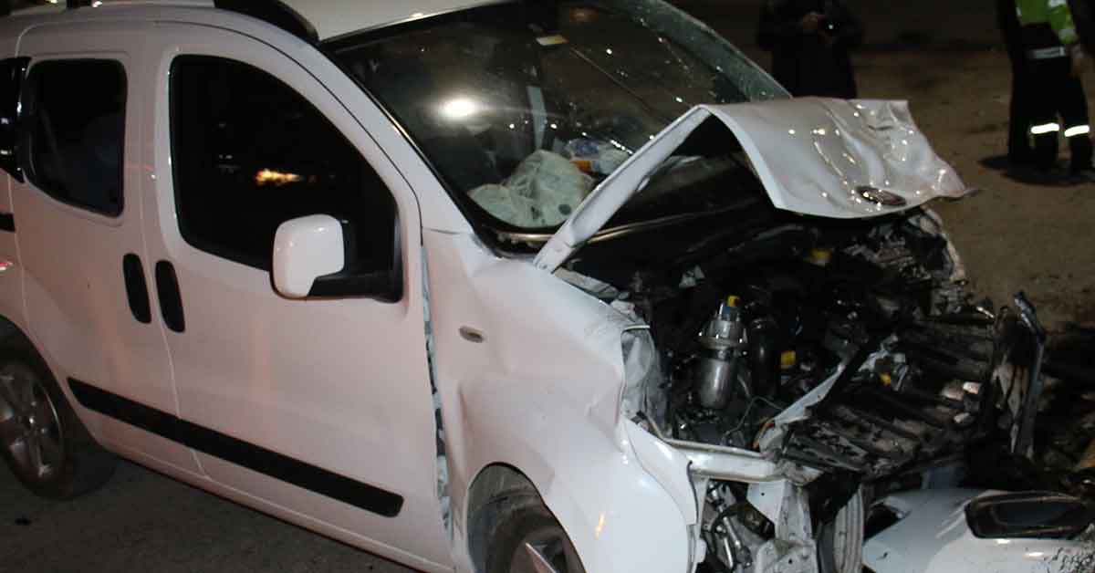 Zincirleme trafik kazası: 5 yaralı