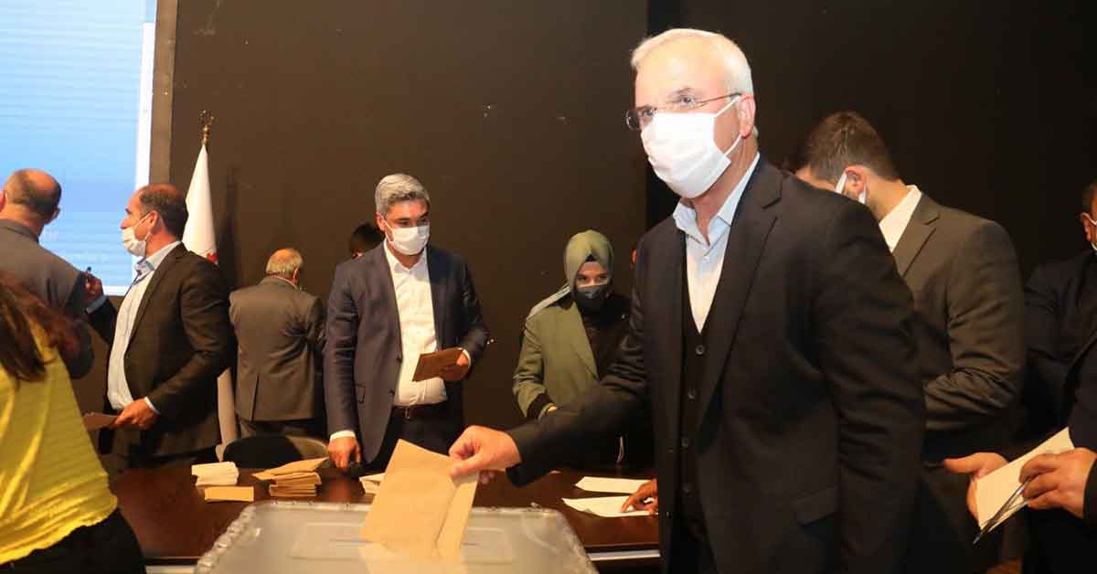 Meclis başkan vekilliğine Kaytan yeniden seçildi 1 Meclis başkan vekilliğine Kaytan yeniden seçildi