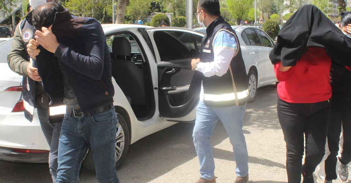 Şanlıurfa dahil 8 ilde İş vaadiyle 32 kişiyi 1,5 milyon lira dolandıran 3 zanlı tutuklandı
