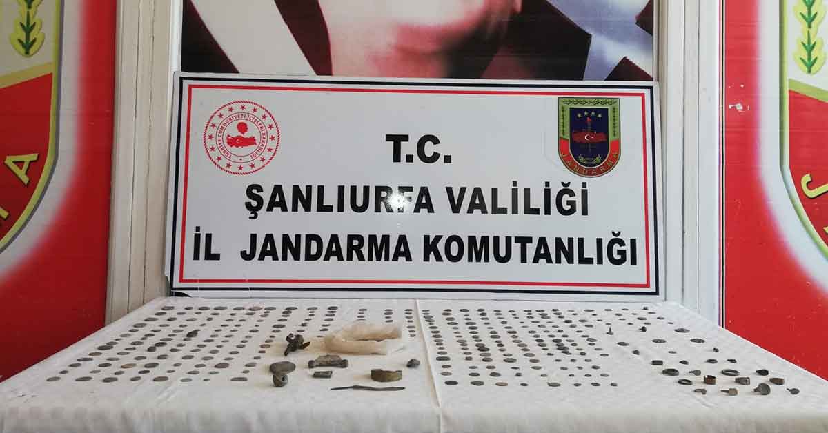 Urfa'da Roma Dönemi'ne ait tarihi eser ele geçirildi 1 Urfa'da Roma Dönemi'ne ait tarihi eser ele geçirildi